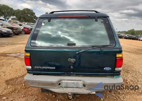 1996 Ford Explorer z USA, uszkodzony, nr VIN 1FMDU32P6TZA50186